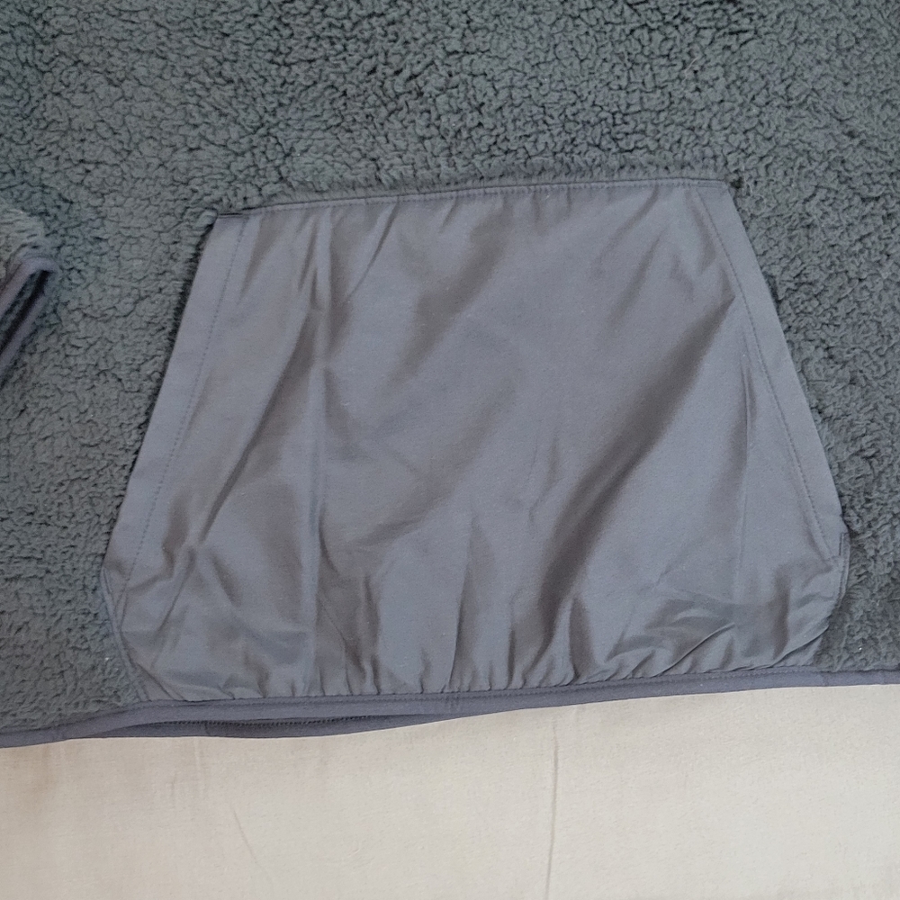 Under Armour jacket - Picture 4 of 4